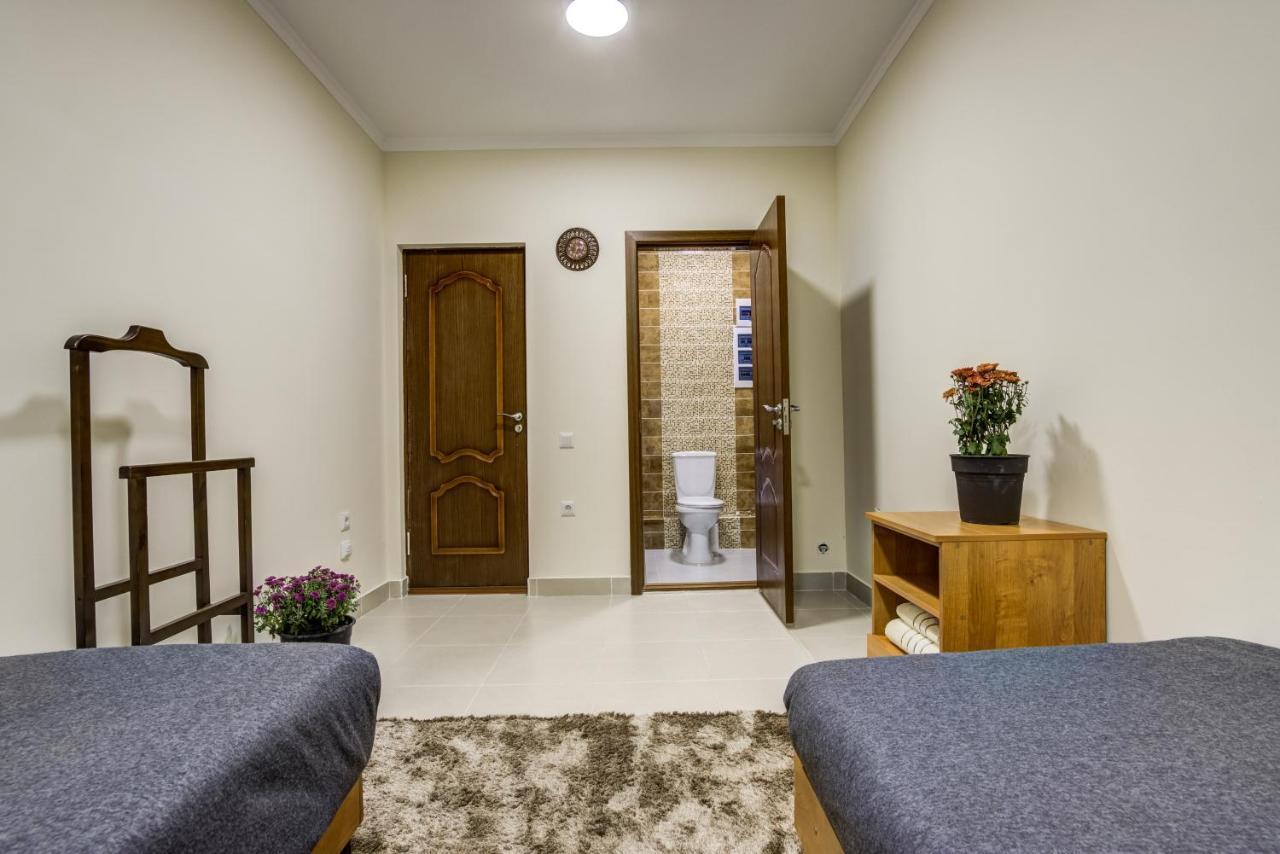 Guest House Nauka#54 Baytik Екстериор снимка
